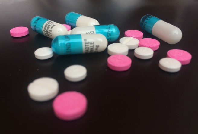 Medisiner i ulike former og farger